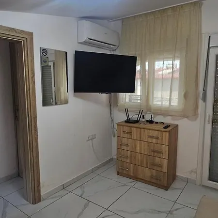 Lilly's Maisonette Apartamento *