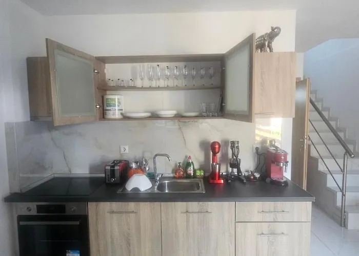 Lilly's Maisonette Apartman